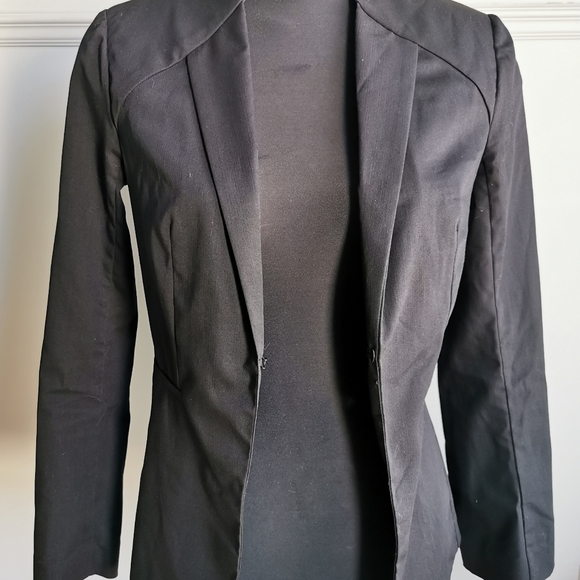 GUESS Black Blazer - Picture 3 of 4